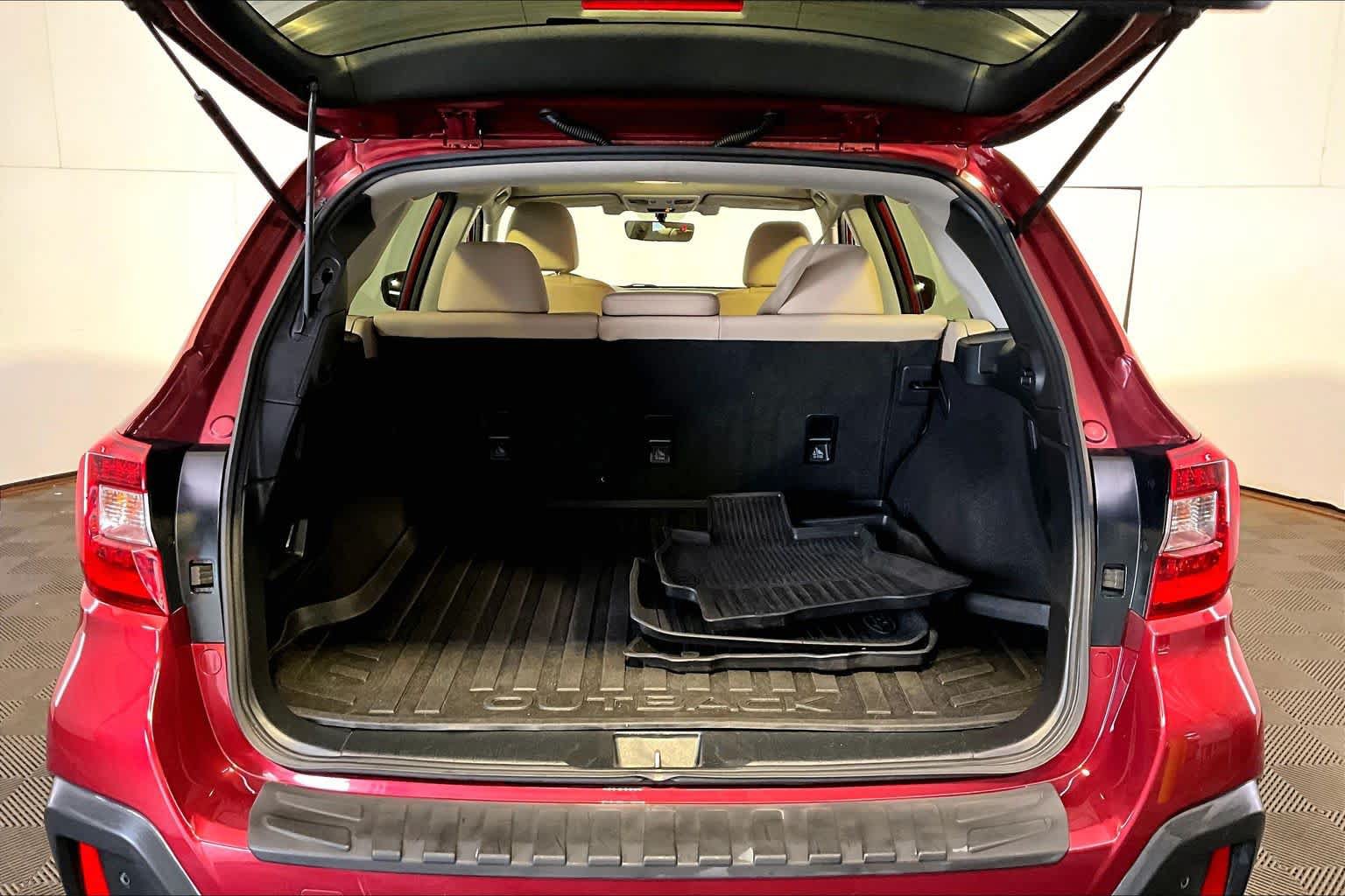 Used 2019 Subaru Outback 3.6R Limited AWD/4WD image 36