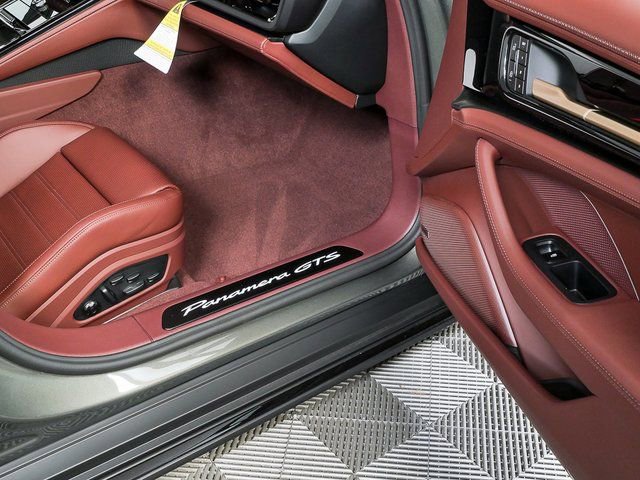 New 2026 Porsche Panamera GTS image 25