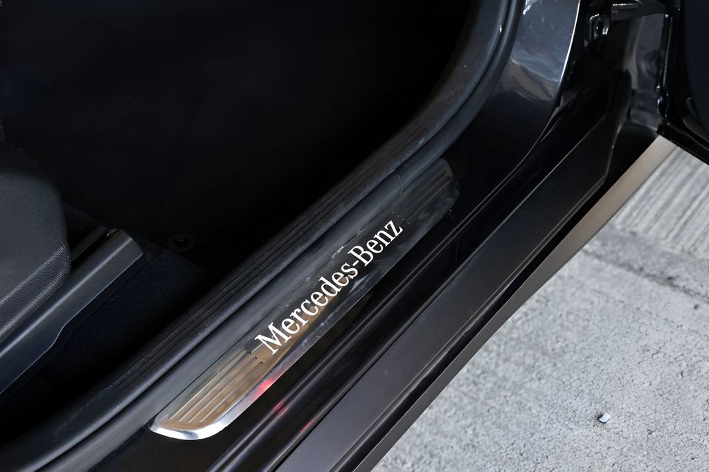 Used 2022 Mercedes-Benz GLC 300 4MATIC Coupe image 70