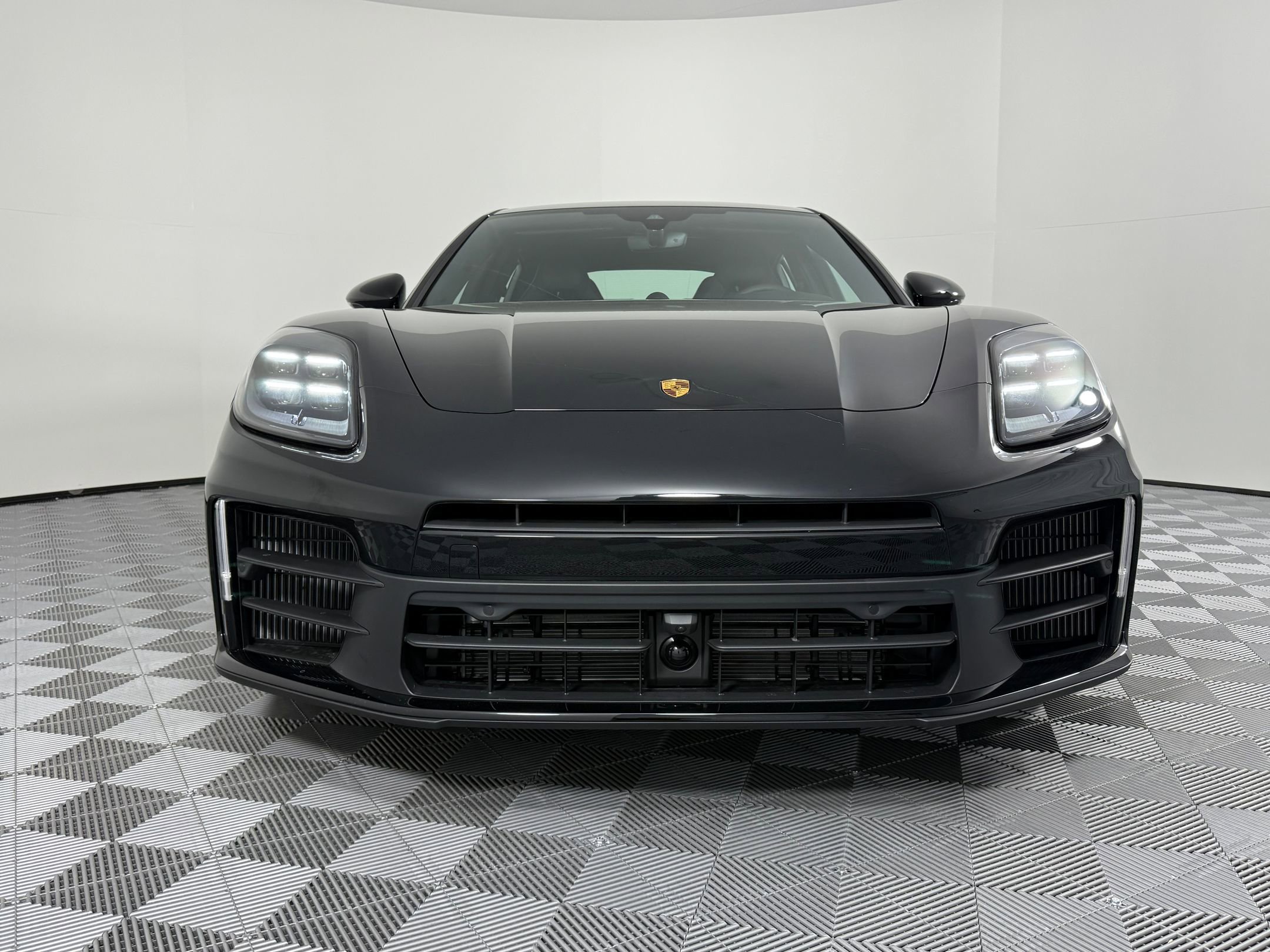 New 2026 Porsche Panamera 4 image 6