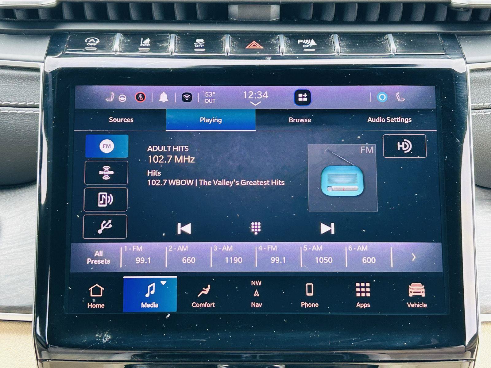 Used 2023 Jeep Grand Cherokee Limited AWD/4WD image 23