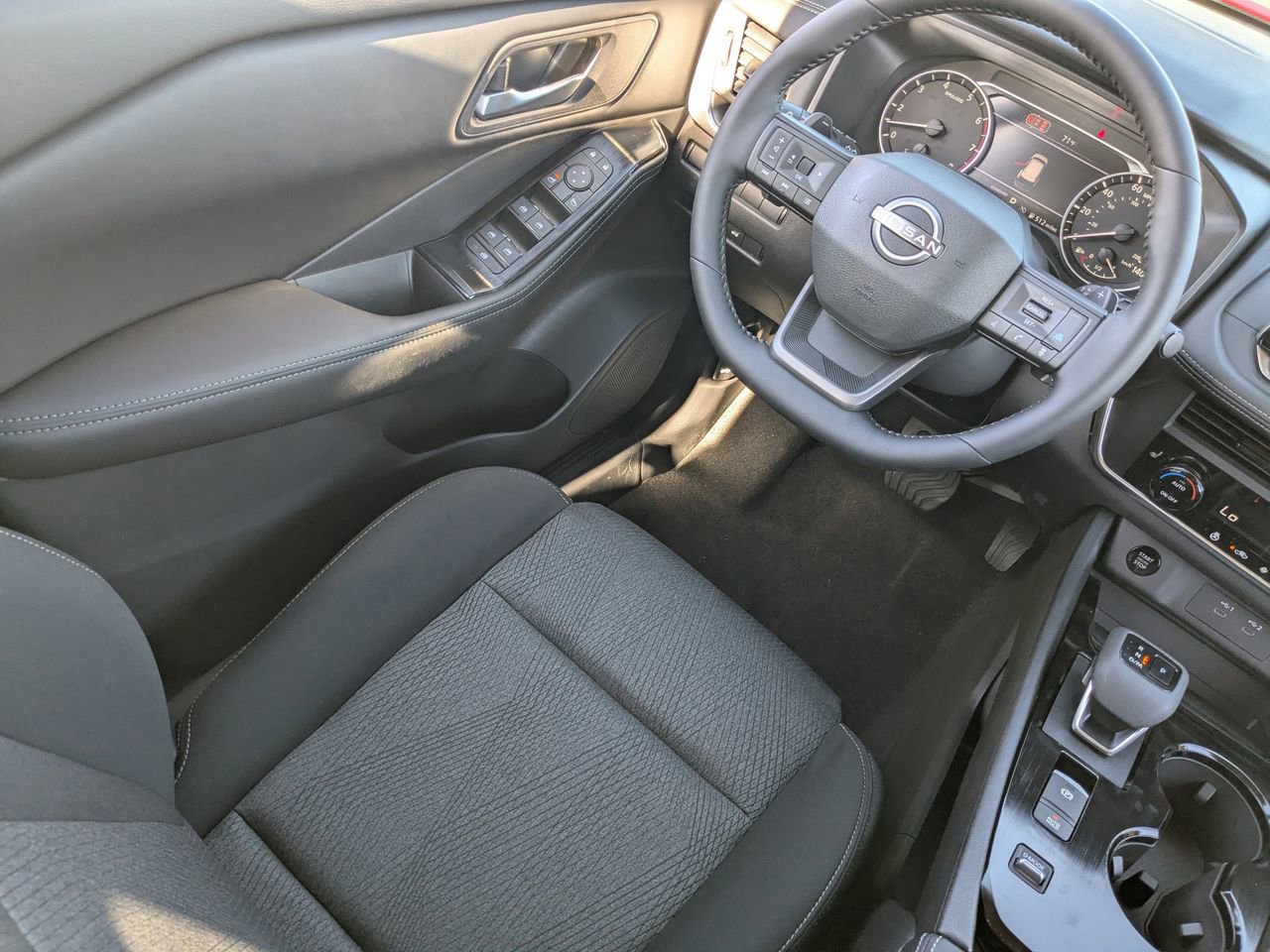 New 2026 Nissan Rogue SV image 17