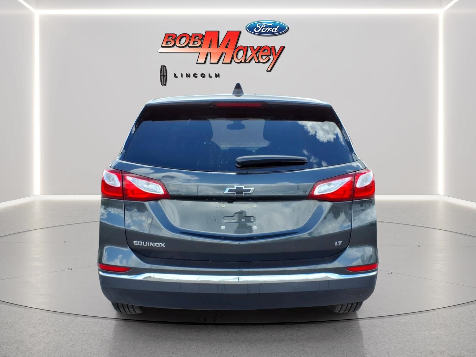 Used 2020 Chevrolet Equinox LT w/ Driver Convenience Package FWD image 6