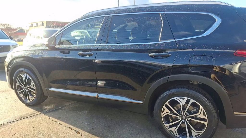 Used 2019 Hyundai Santa Fe FWD image 2