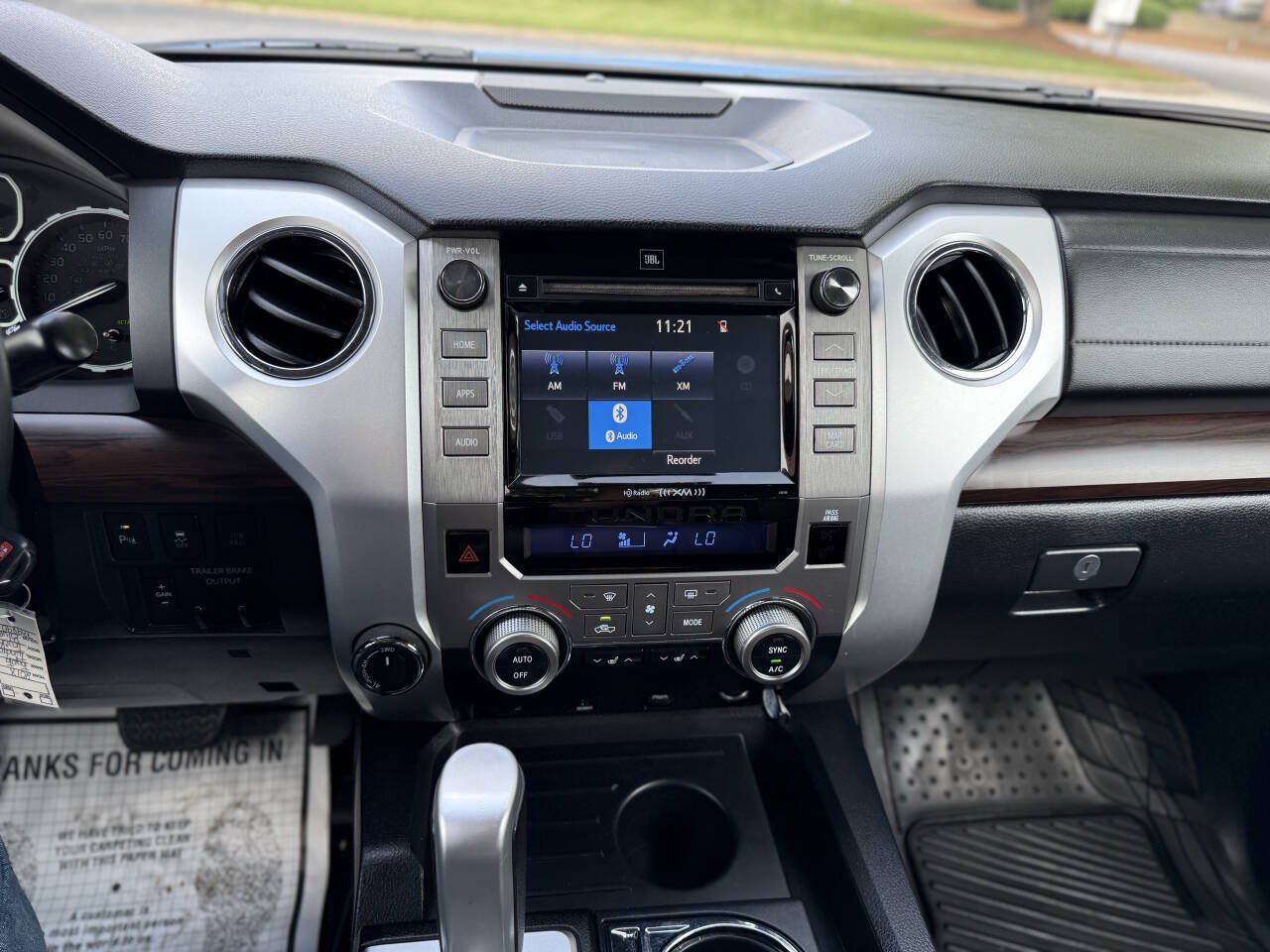 Used 2018 Toyota Tundra Limited w/ Limited Premium Package AWD/4WD image 20