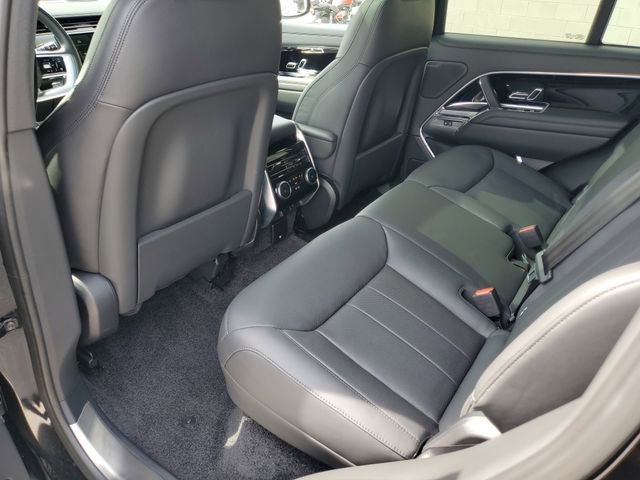 New 2024 Land Rover Range Rover SE AWD/4WD image 8