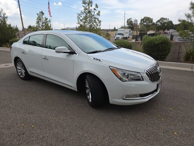 Used 2016 Buick LaCrosse Leather FWD image 2