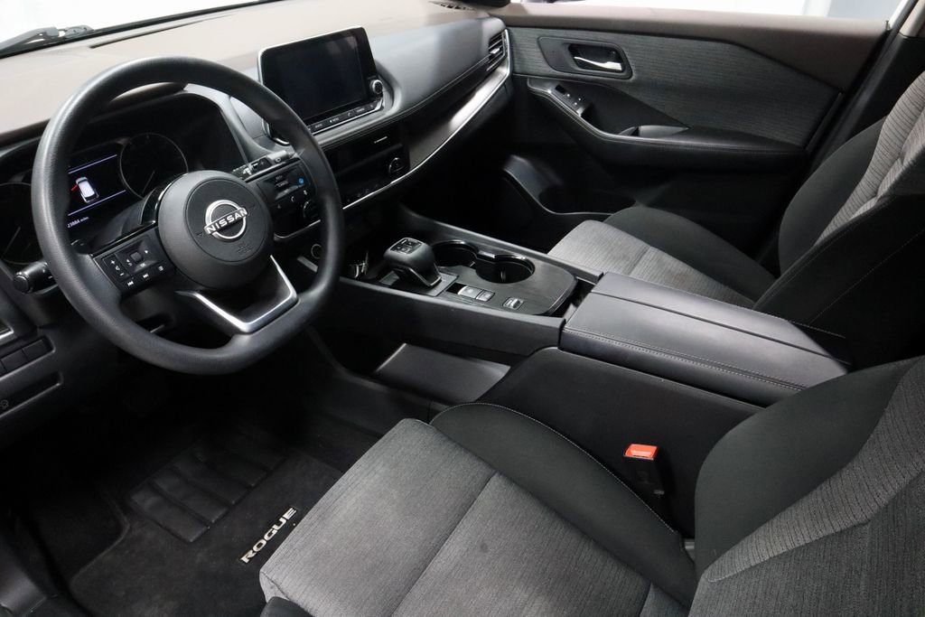 Certified 2023 Nissan Rogue SV image 22