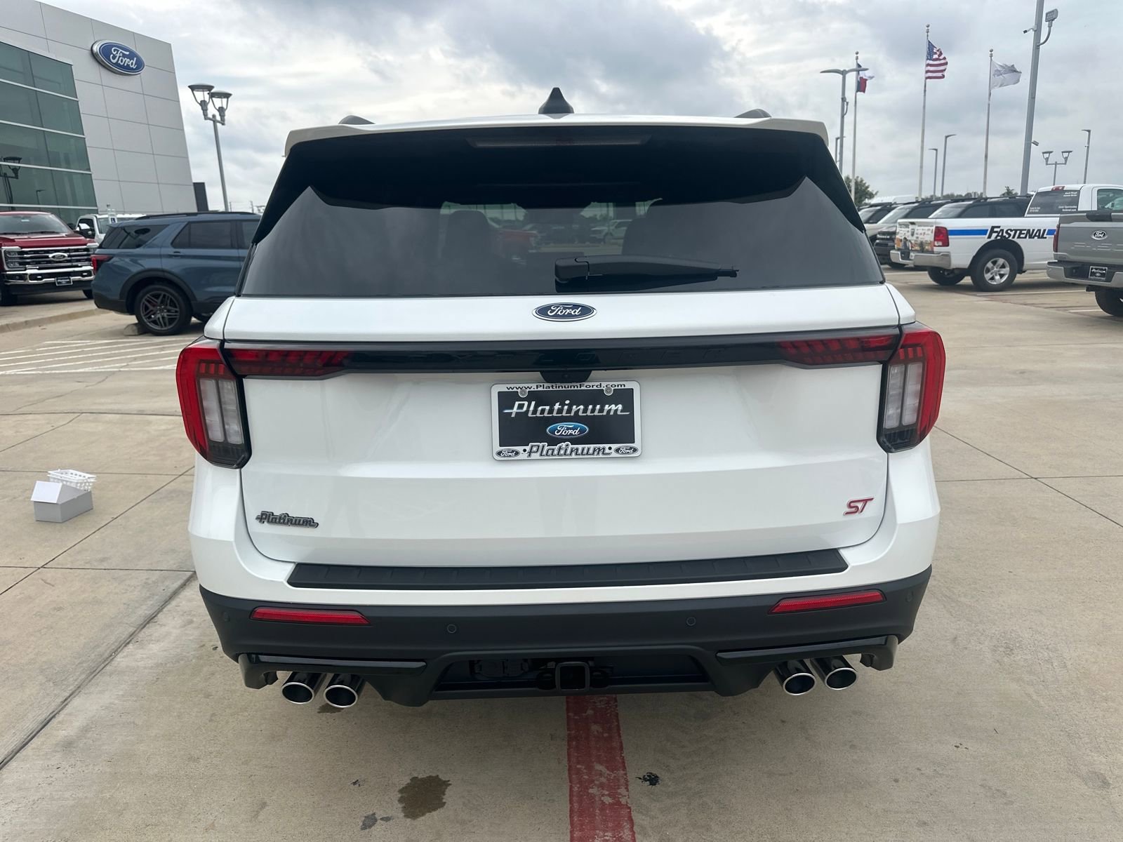 New 2026 Ford Explorer ST image 4