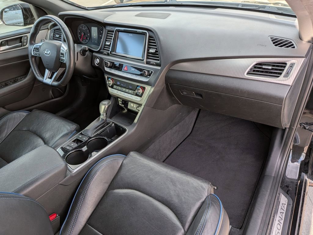 Used 2019 Hyundai Sonata Limited image 30