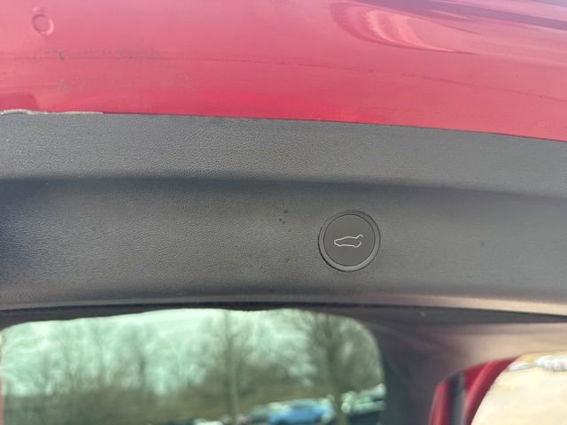 Used 2024 Tesla Model Y Long Range image 33