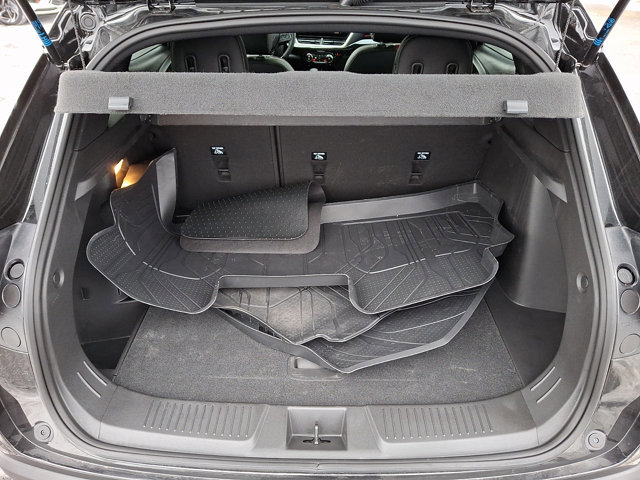 Used 2025 Chevrolet Trax RS w/ Sunroof Package image 28