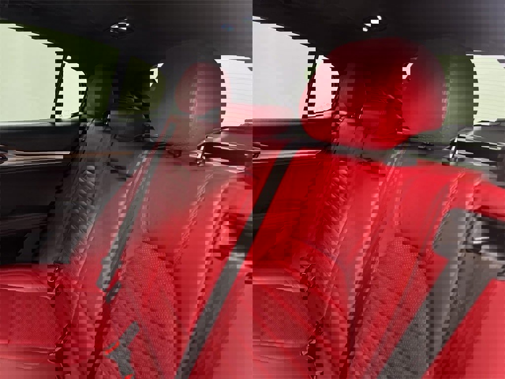 Used 2022 Alfa Romeo Stelvio Veloce image 42