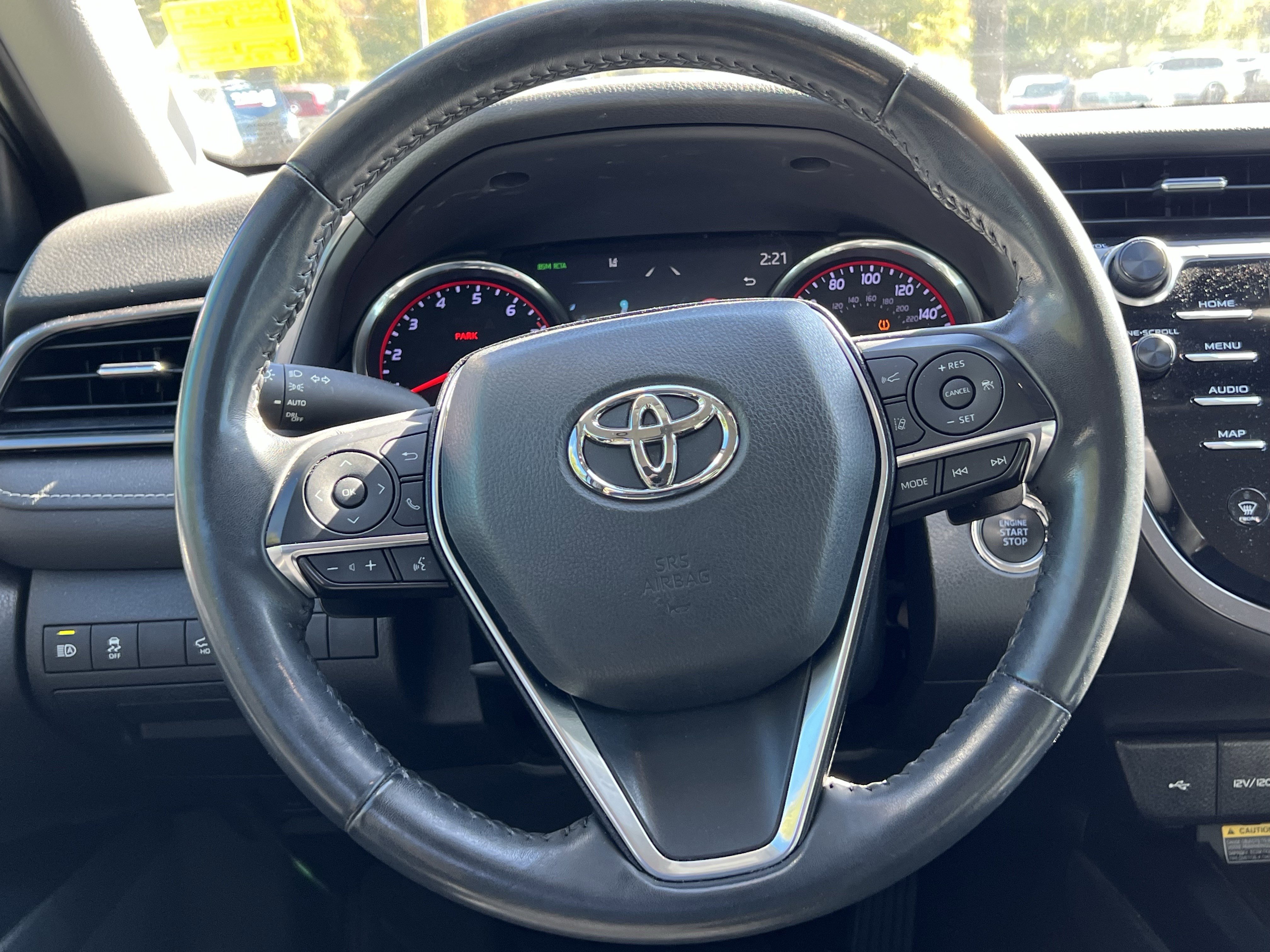 Used 2020 Toyota Camry XSE image 18