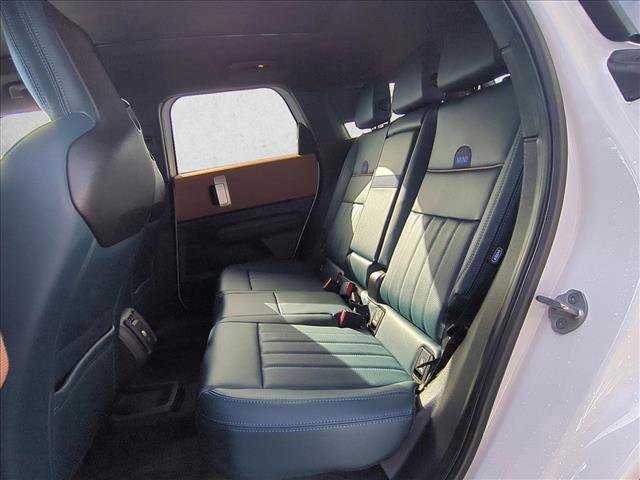 New 2025 MINI Cooper Countryman SE w/ Comfort Package Max image 16