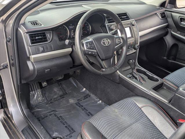 Used 2015 Toyota Camry SE image 9