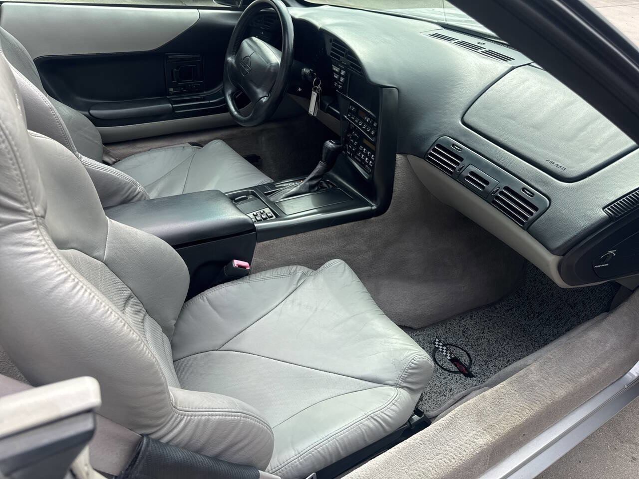 Used 1996 Chevrolet Corvette Convertible RWD image 13