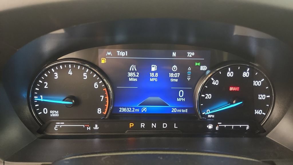 Used 2023 Ford Explorer XLT AWD/4WD image 11