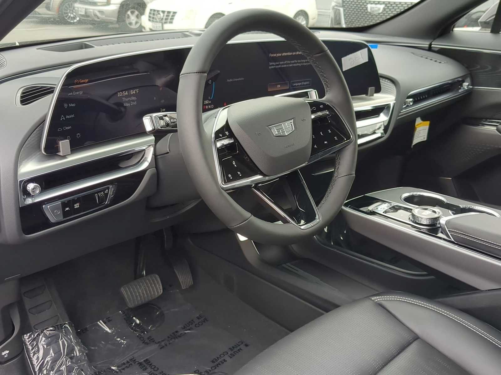 Certified 2024 Cadillac Lyriq Luxury AWD/4WD image 8