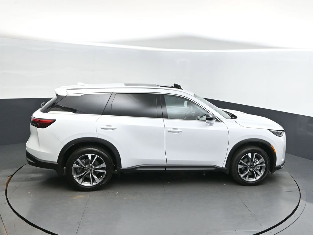 Certified 2026 INFINITI QX60 Pure w/ Cargo Package FWD image 36