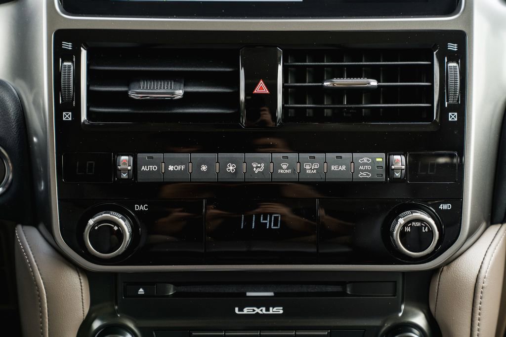 Used 2023 Lexus GX 460 Premium image 23