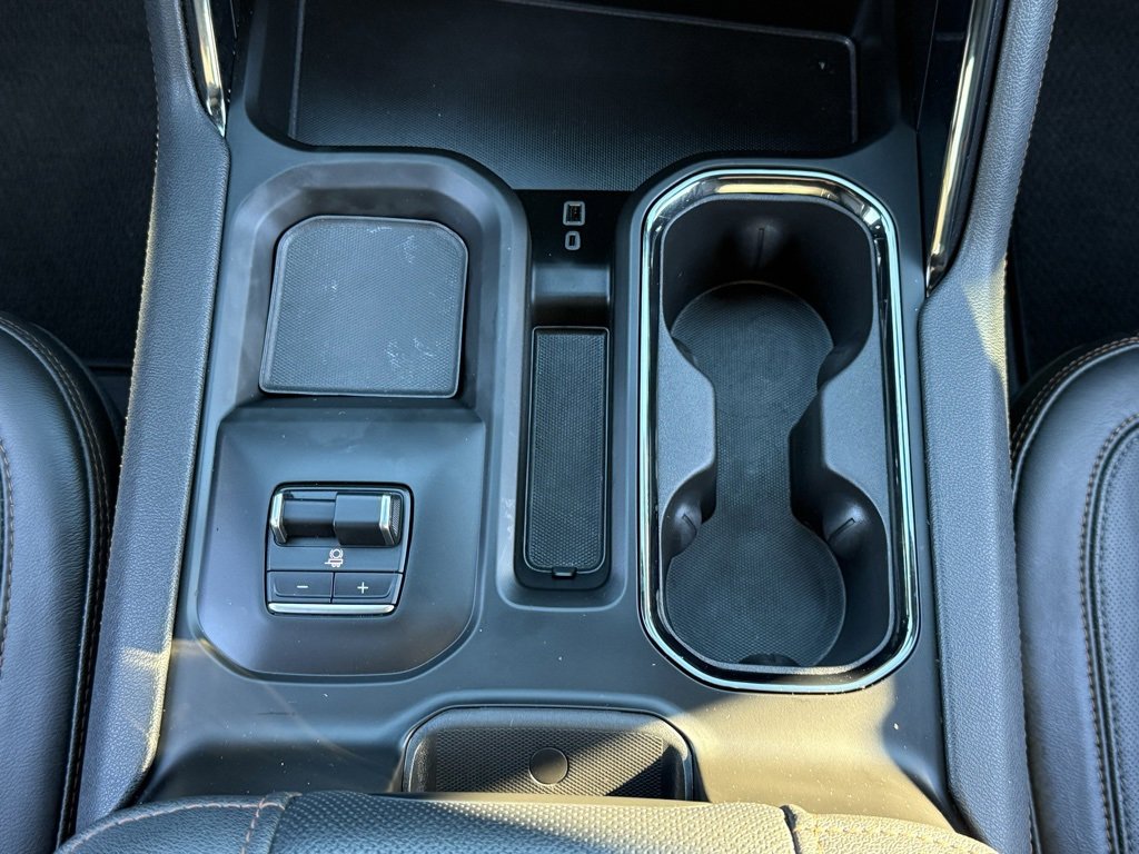 Used 2024 GMC Sierra 2500 AT4 w/ AT4 Premium Plus Package image 31