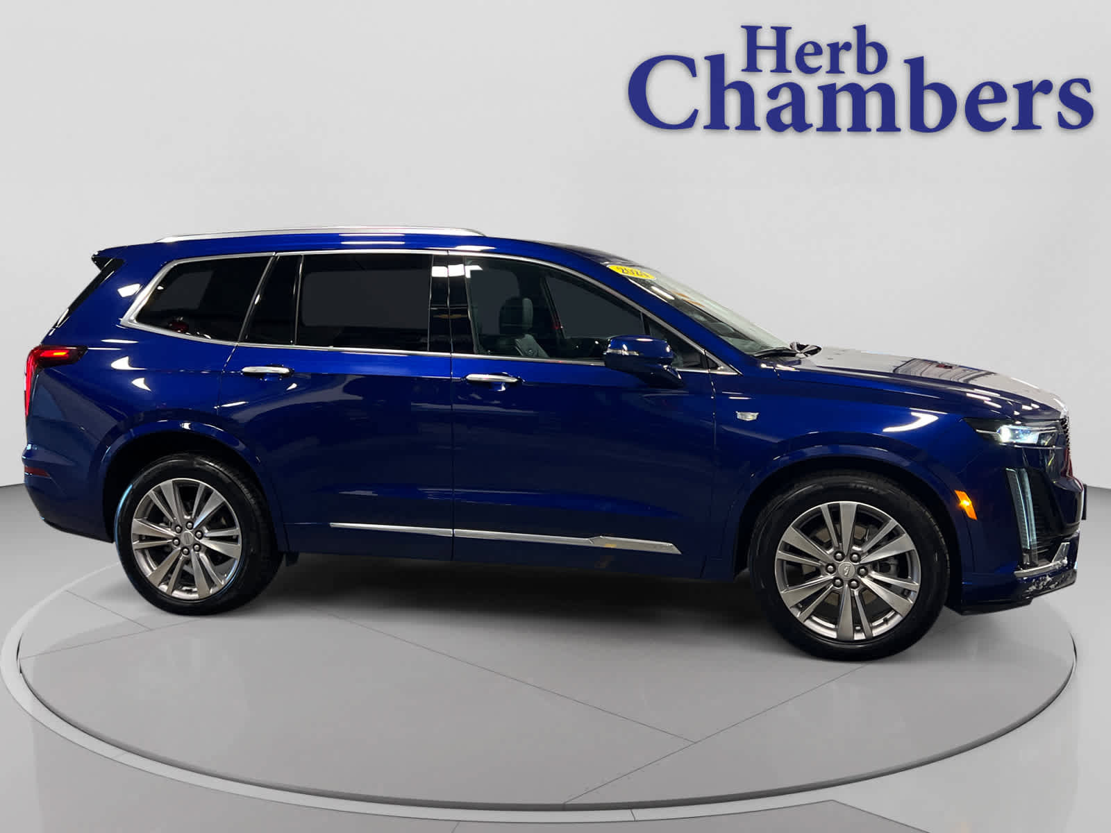 Used 2024 Cadillac XT6 Premium Luxury AWD/4WD image 11