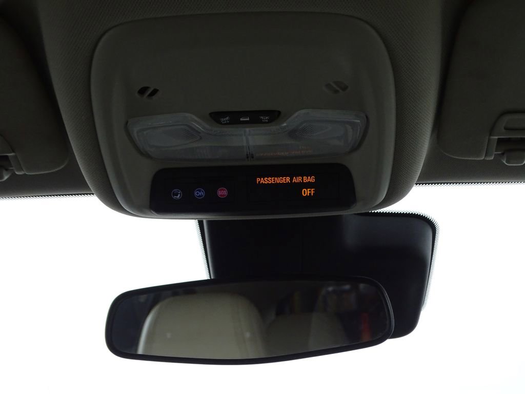 Used 2020 Buick Encore GX Select image 21