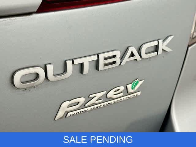 Used 2013 Subaru Outback 2.5i Limited AWD/4WD image 18