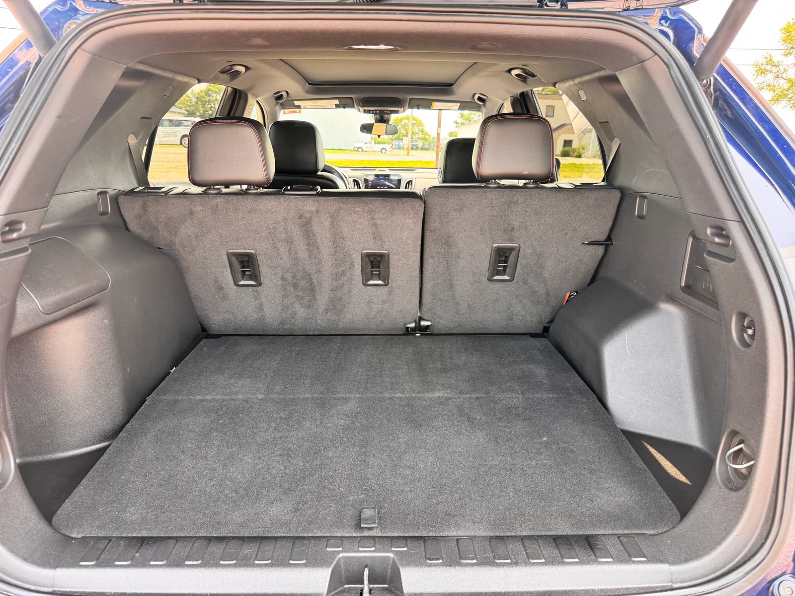 Used 2023 Chevrolet Equinox RS w/ RS Leather Package FWD image 6
