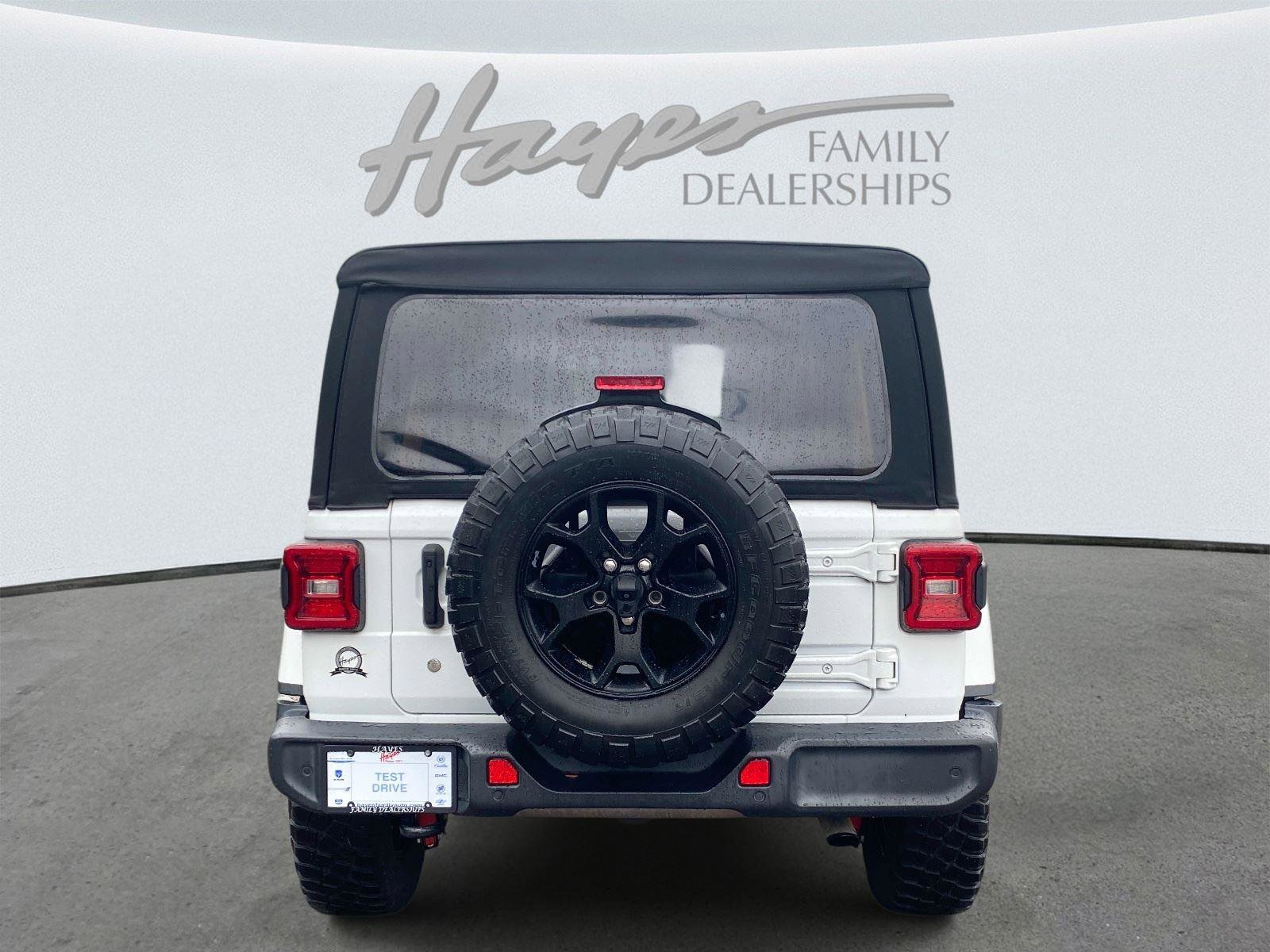 Used 2019 Jeep Wrangler Unlimited Sahara w/ Quick Order Package 24M Moab AWD/4WD image 4