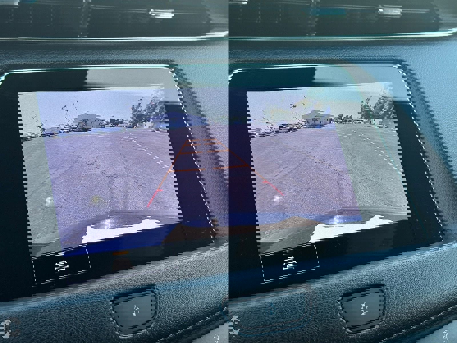 Used 2022 Cadillac XT4 Premium Luxury w/ Safety Alert Package image 23