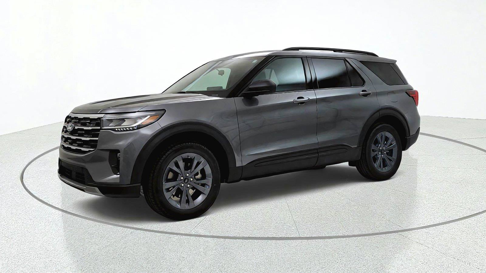 New 2027 Ford Explorer Active w/ Active Comfort Package AWD/4WD image 3