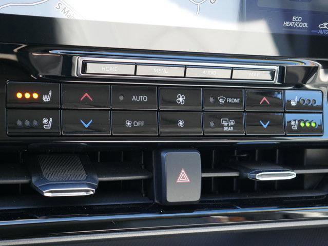 Used 2021 Toyota Highlander Limited image 21