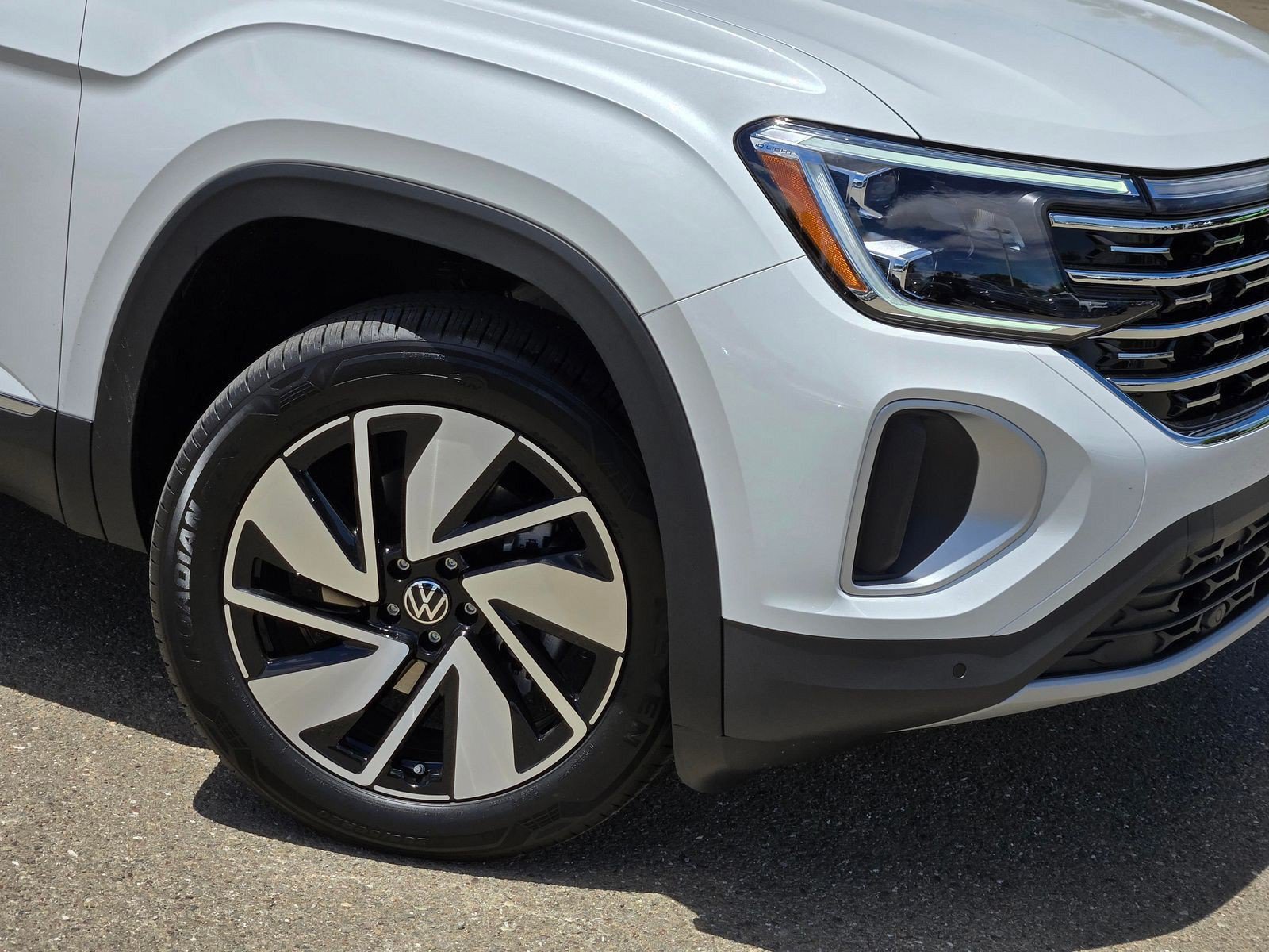 New 2026 Volkswagen Atlas SEL AWD/4WD image 7