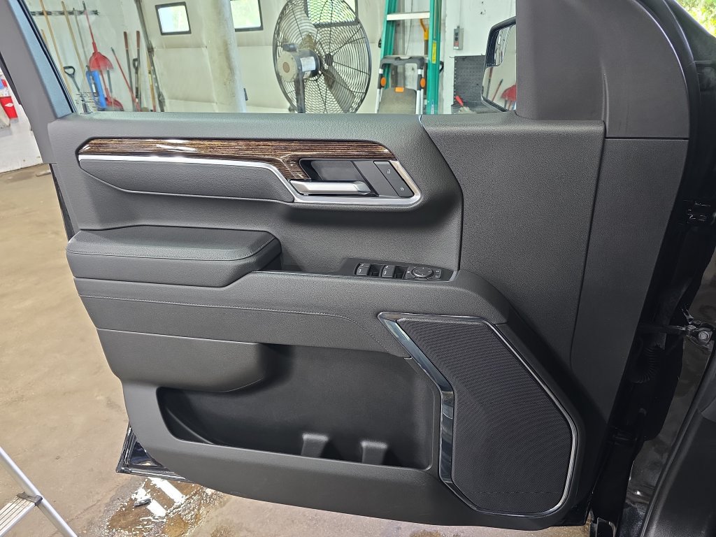 Used 2025 GMC Sierra 1500 Elevation AWD/4WD image 29