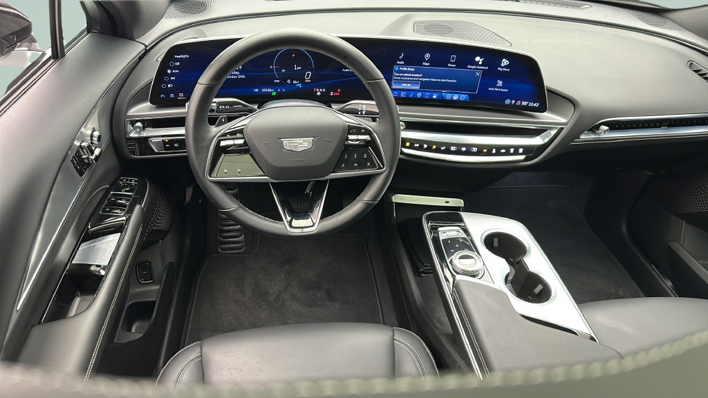 Used 2024 Cadillac Lyriq Tech w/ Driver Assist Package AWD/4WD image 10