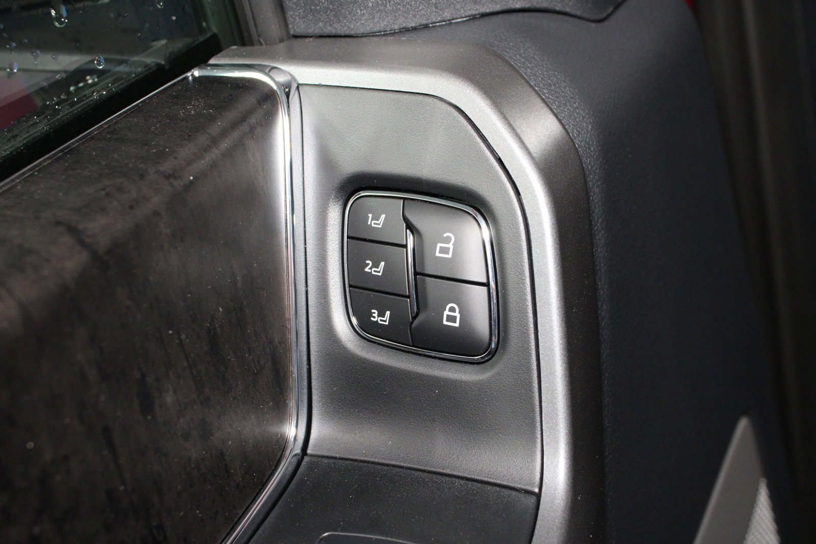 New 2025 Ford F350 Lariat w/ Lariat Ultimate Package image 7