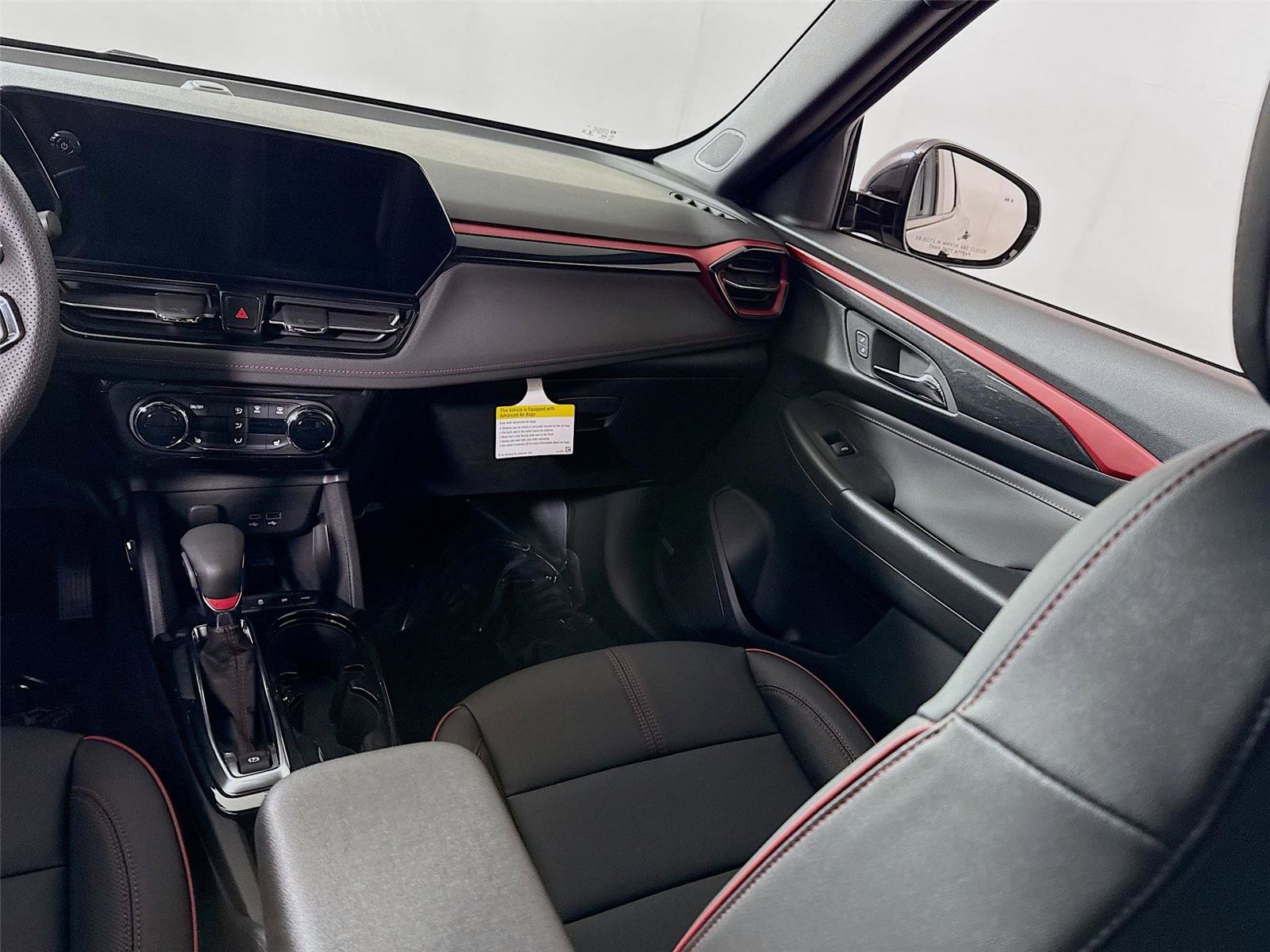 New 2026 Chevrolet TrailBlazer RS w/ Convenience Package AWD/4WD image 17