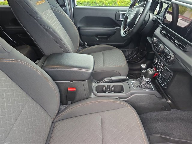 Used 2024 Jeep Gladiator Mojave w/ Safety Group image 15