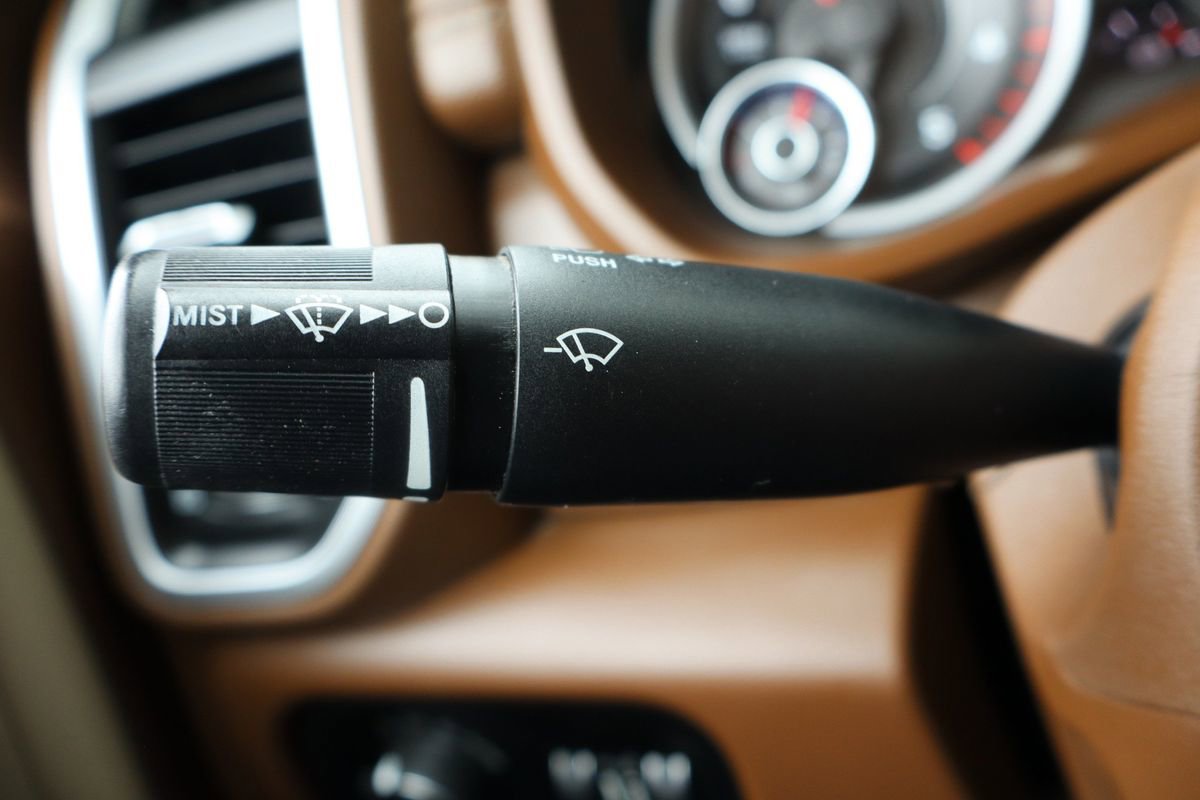 Used 2019 RAM 2500 Laramie image 31