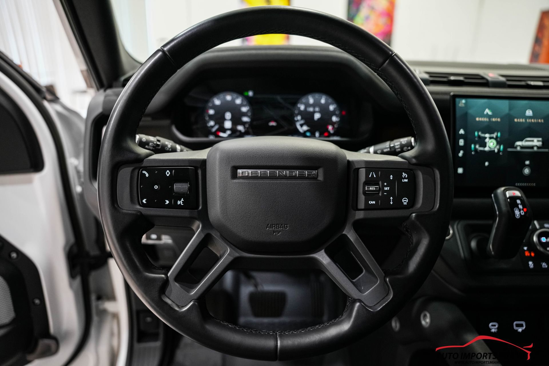 Used 2023 Land Rover Defender 130 X-Dynamic SE image 79