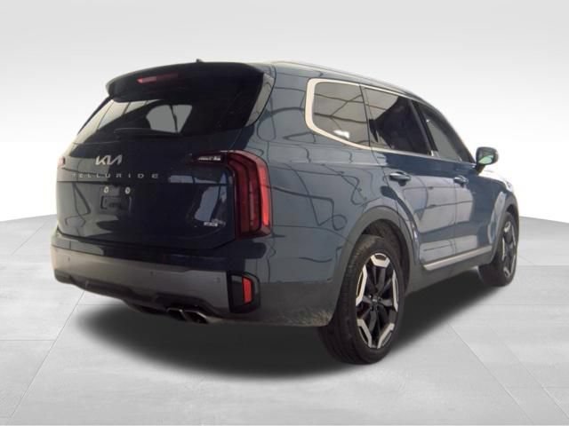Used 2025 Kia Telluride S AWD/4WD image 5