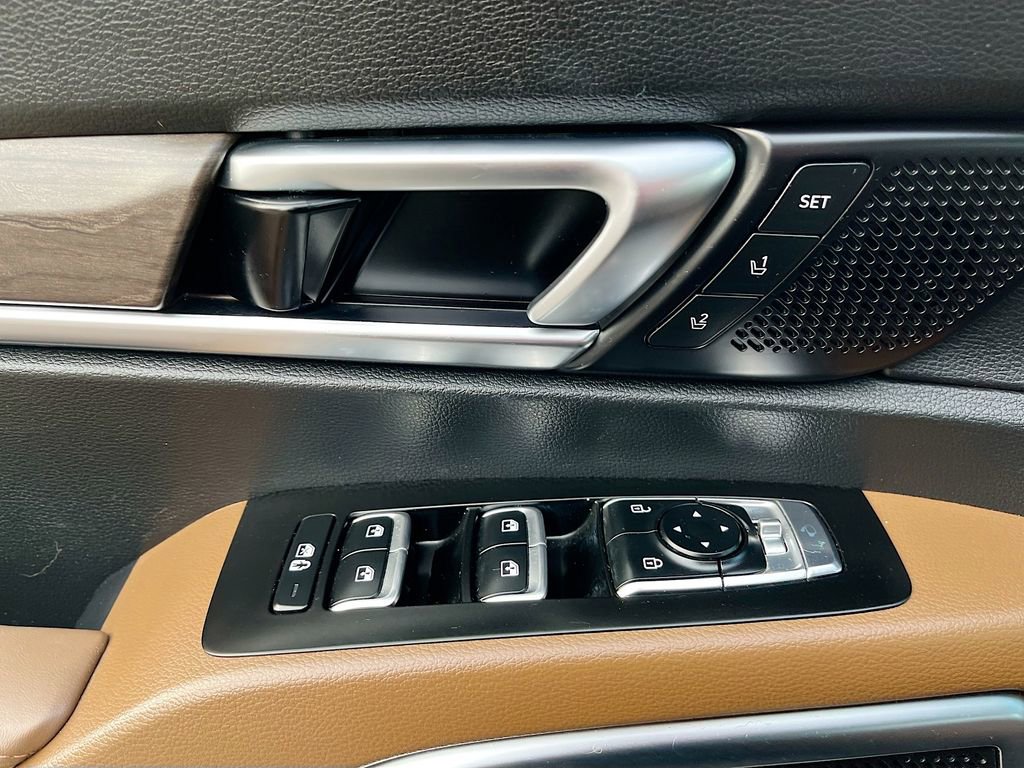 Used 2022 Kia Telluride SX w/ SX Prestige Package image 18