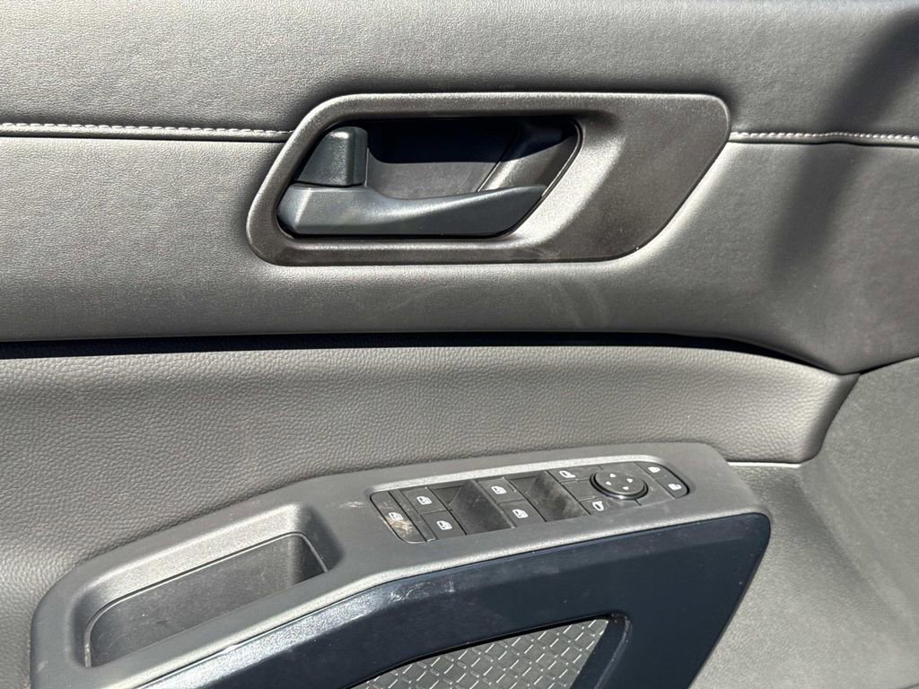 New 2026 Nissan Pathfinder S FWD image 19