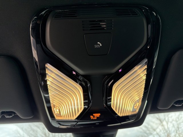 Used 2023 BMW M2 image 25