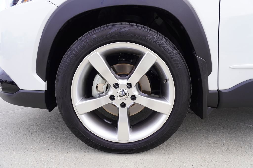 Used 2024 Toyota Corolla Cross SE w/ Moonroof Package image 21