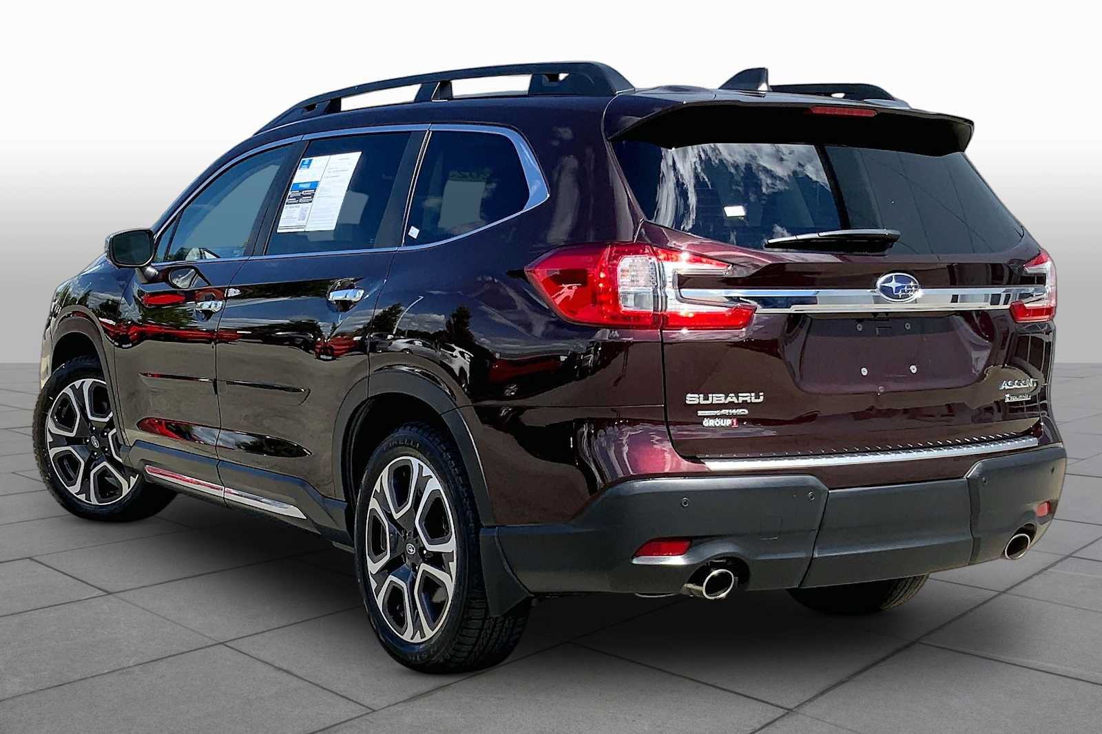 Used 2023 Subaru Ascent Touring AWD/4WD image 11