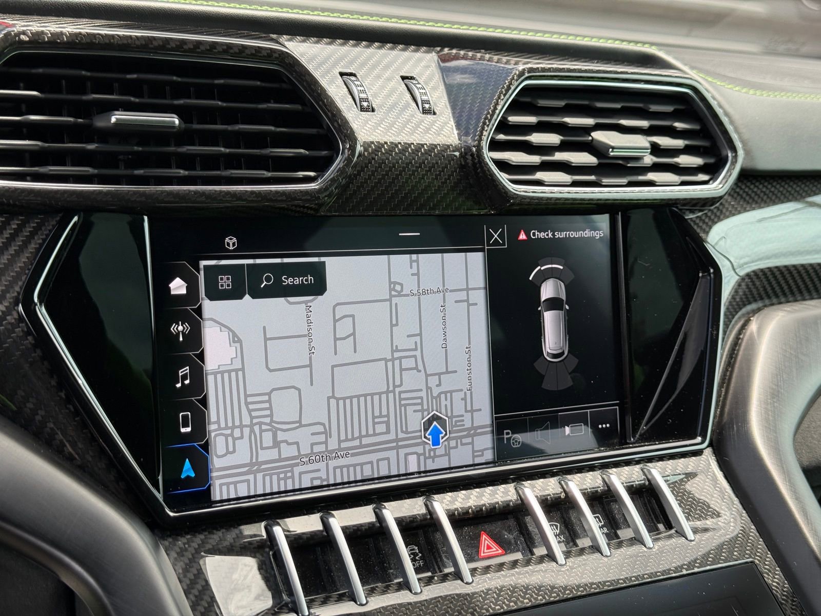 Used 2022 Lamborghini Urus image 35