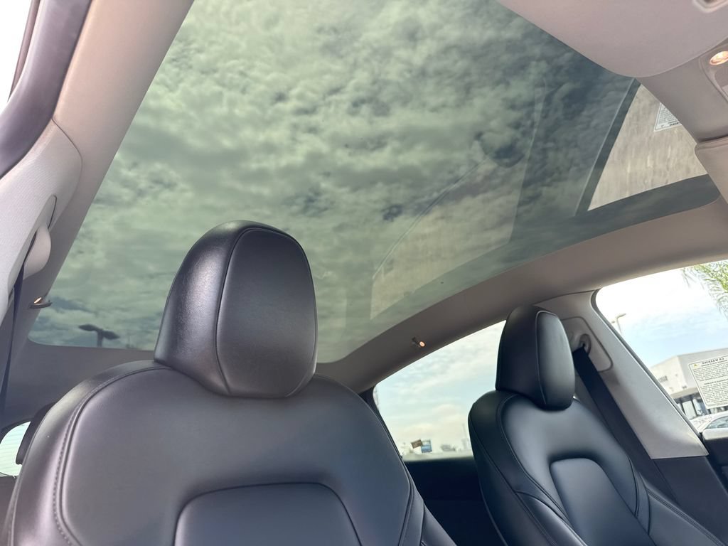 Used 2023 Tesla Model Y Long Range AWD/4WD image 14